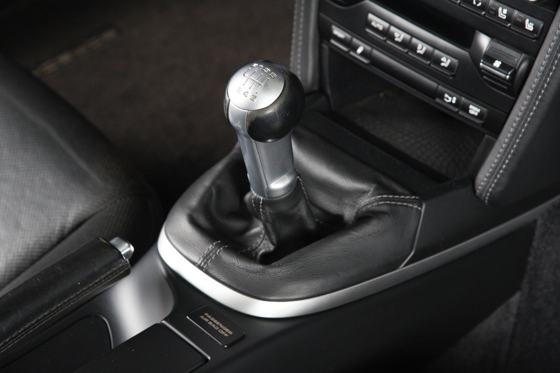 Used 2009 Porsche 911 Turbo AWD/4WD image 27