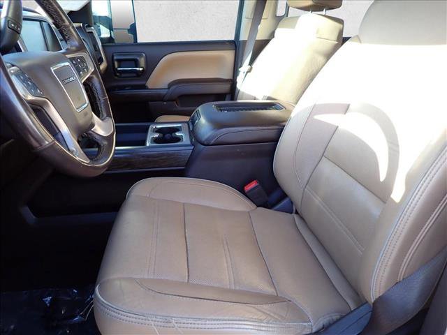 Used 2017 GMC Sierra 2500 Denali w/ Duramax Plus Package image 9