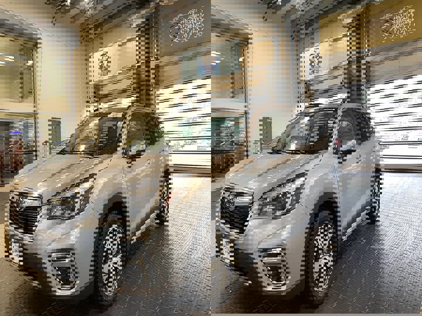 Used 2021 Subaru Forester Touring image 3