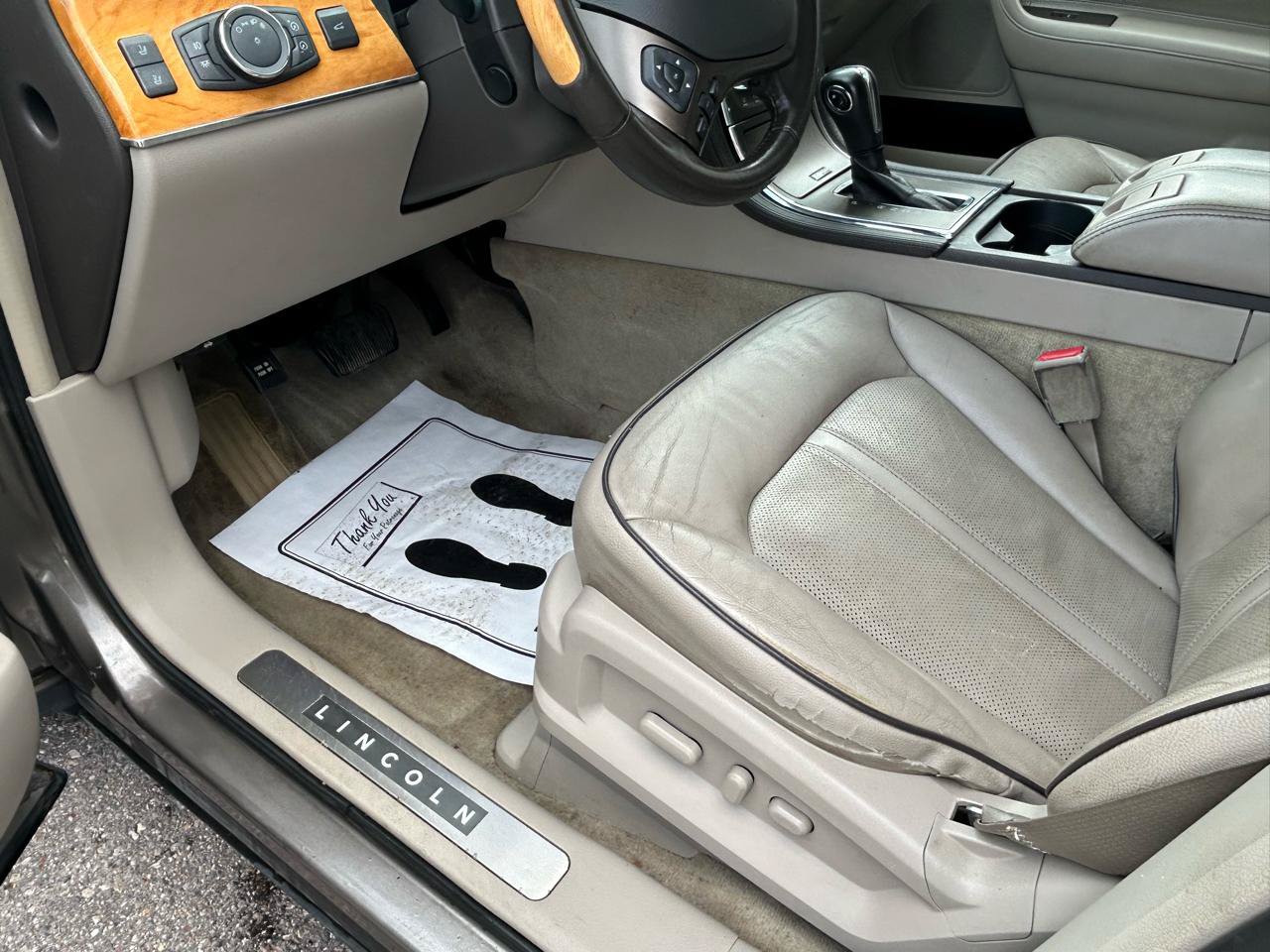 Used 2012 Lincoln MKX AWD w/ Wood Pkg image 10