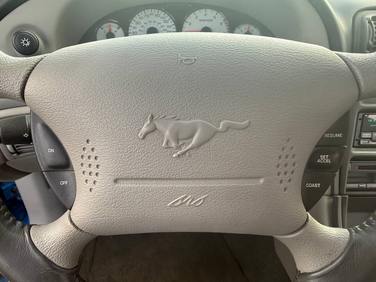 Used 2000 Ford Mustang GT RWD image 21