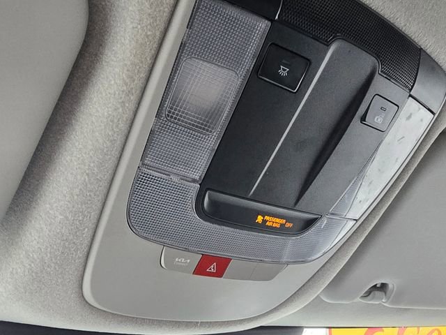 Certified 2023 Kia Niro EX image 37