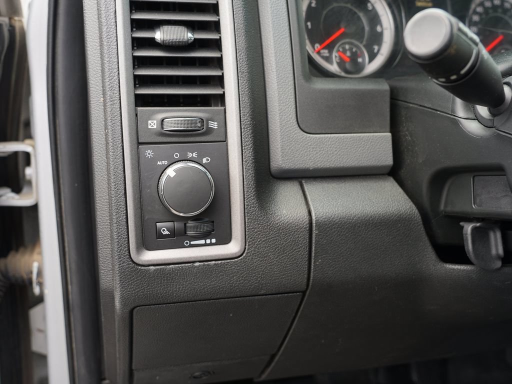 Used 2018 RAM 1500 Tradesman w/ Popular Equipment Group AWD/4WD image 17
