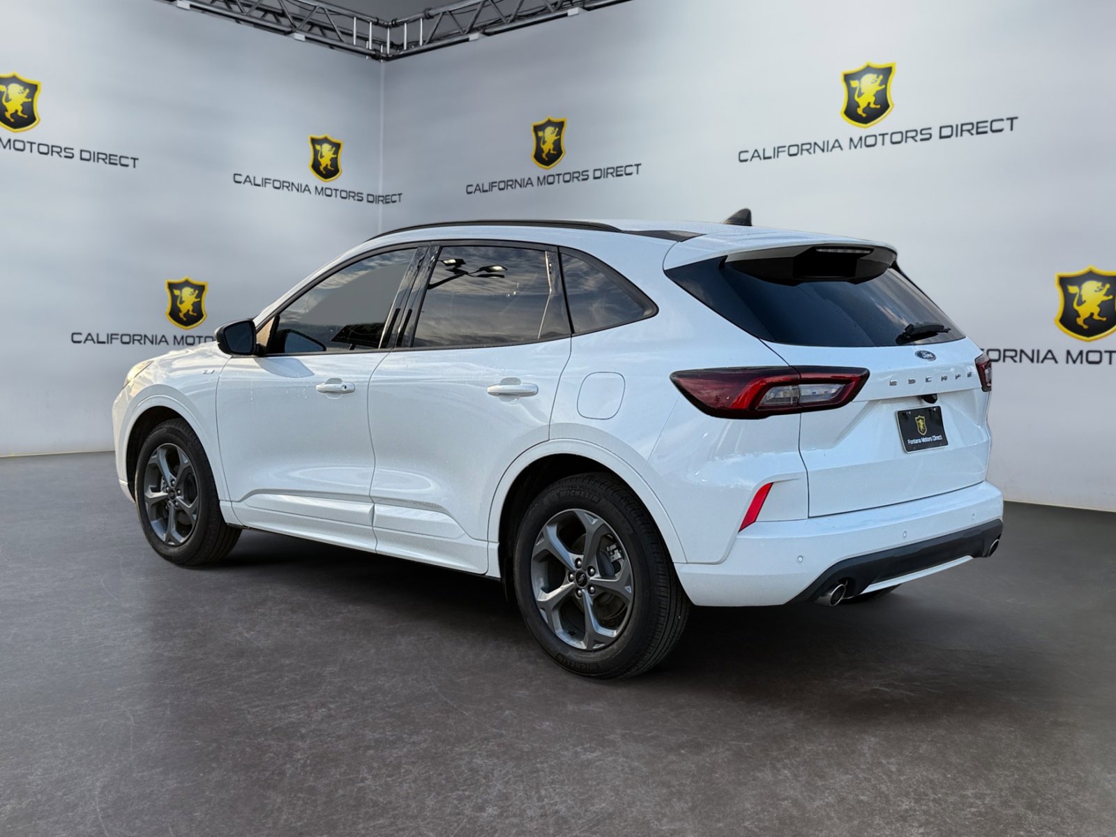 Used 2024 Ford Escape ST-Line w/ Tech Pack #1 image 3