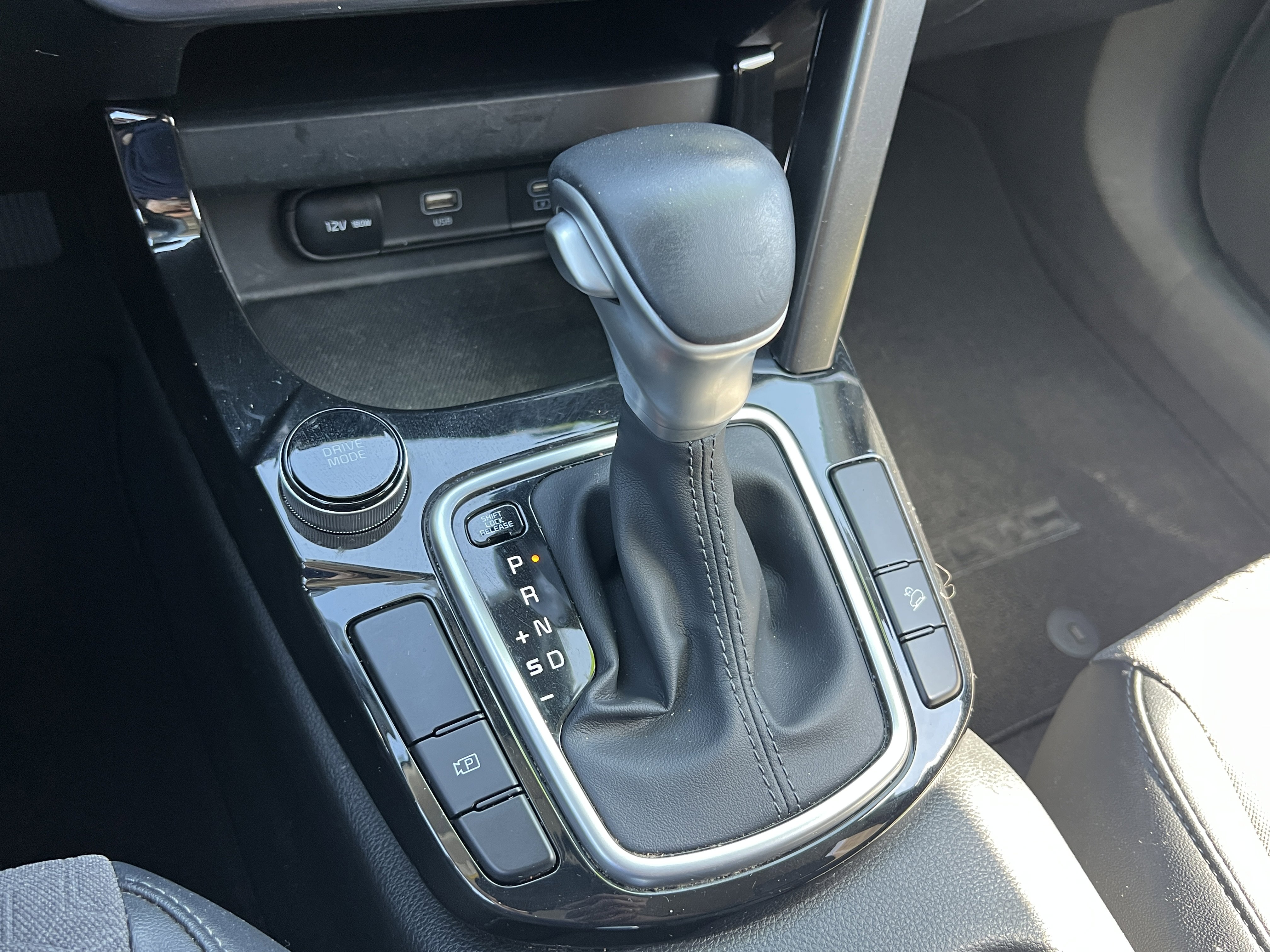 Certified 2024 Kia Seltos S image 32