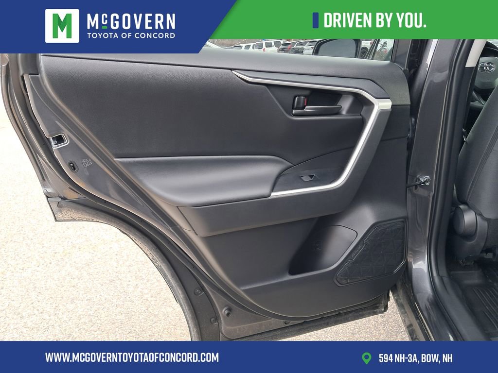 Used 2025 Toyota RAV4 LE image 21