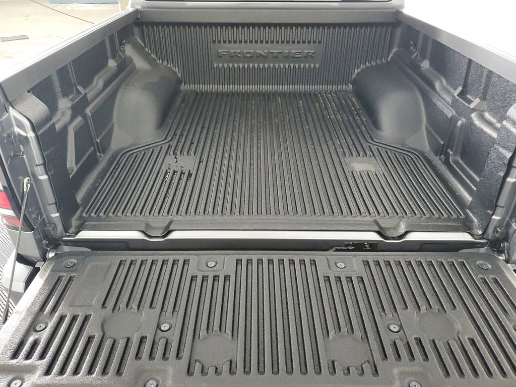 New 2026 Nissan Frontier SV w/ Tow Package image 30