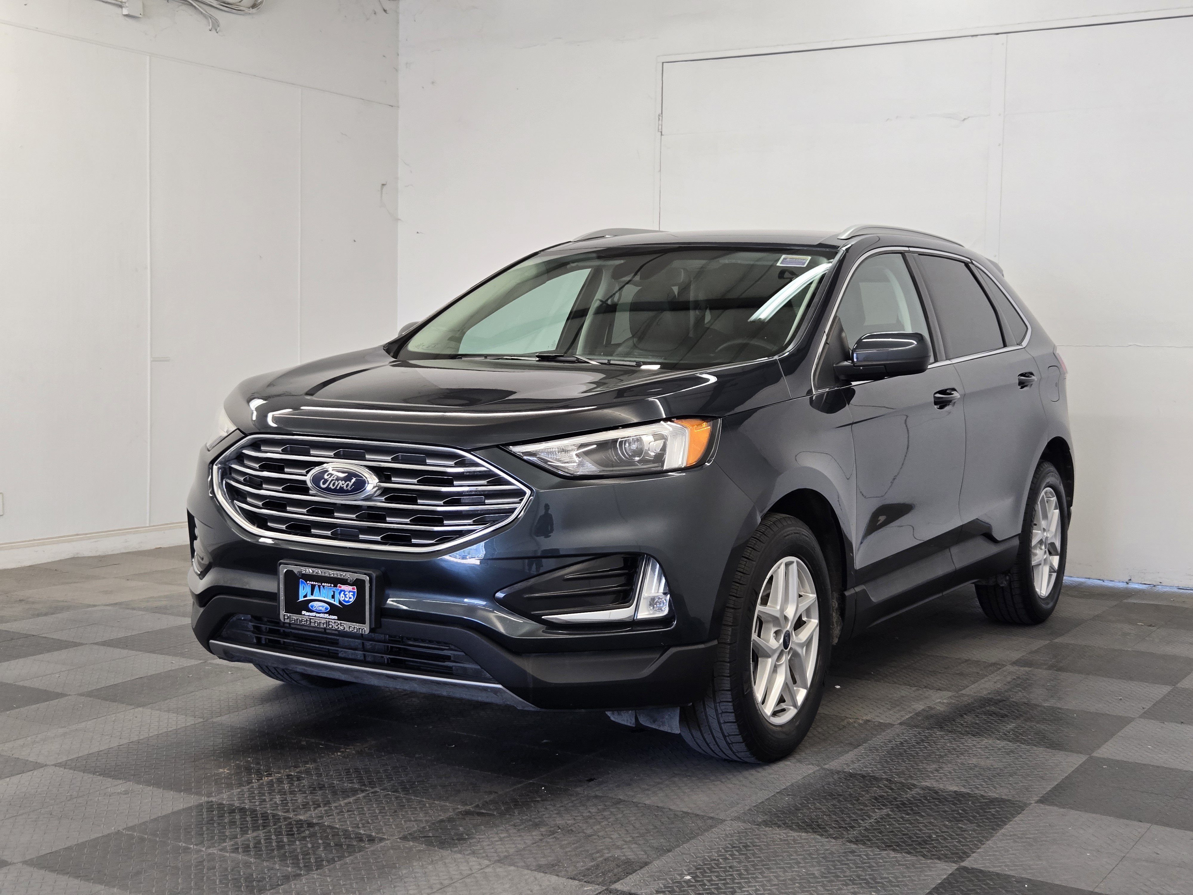 Certified 2022 Ford Edge SEL w/ Convenience Package AWD/4WD image 4
