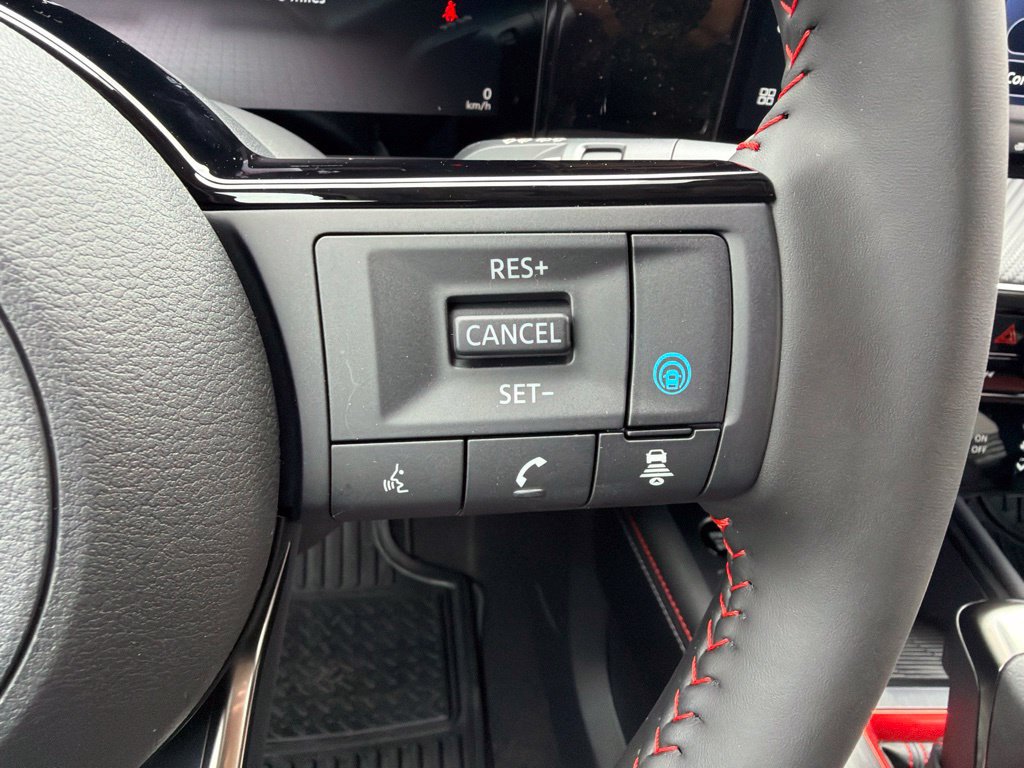 New 2027 Nissan Kicks SR AWD/4WD image 25