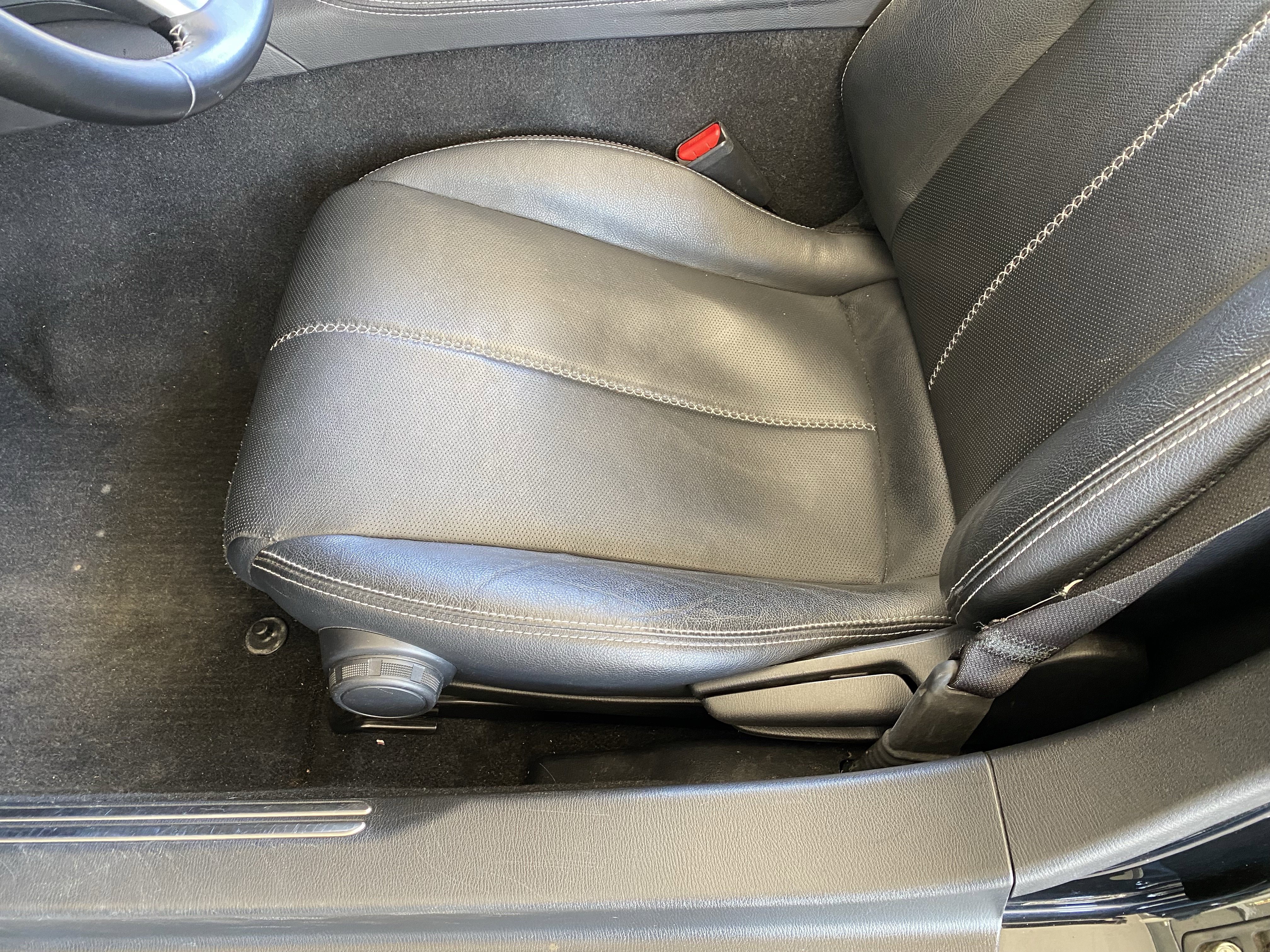 Used 2024 MAZDA MX-5 Miata Grand Touring w/ Weather Package image 14