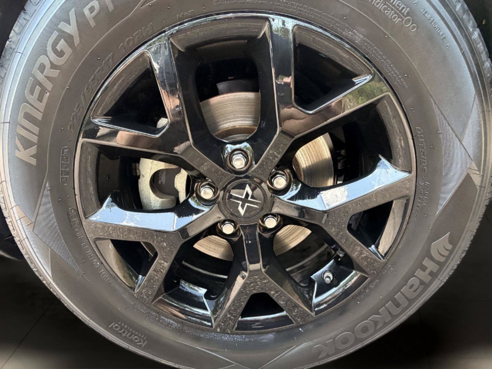 Used 2022 Toyota RAV4 XLE FWD image 10
