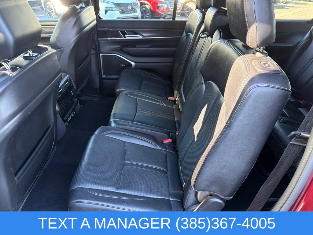 Used 2023 Jeep Wagoneer L Series II AWD/4WD image 21