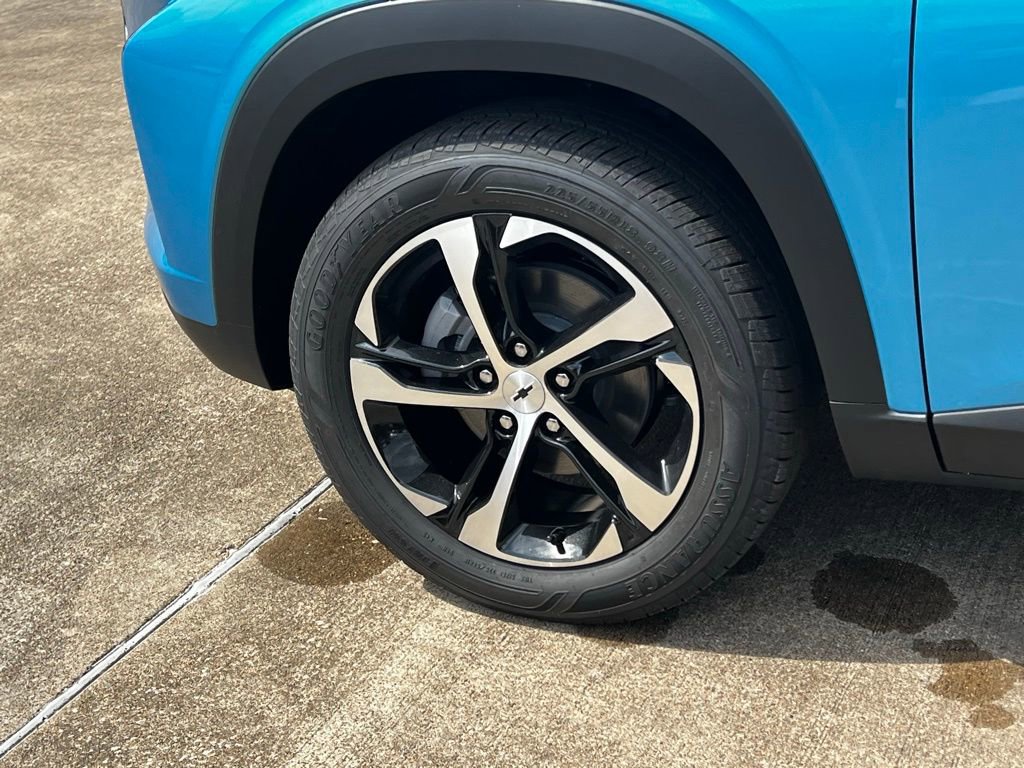 New 2026 Chevrolet Trax RS w/ Sunroof Package image 21