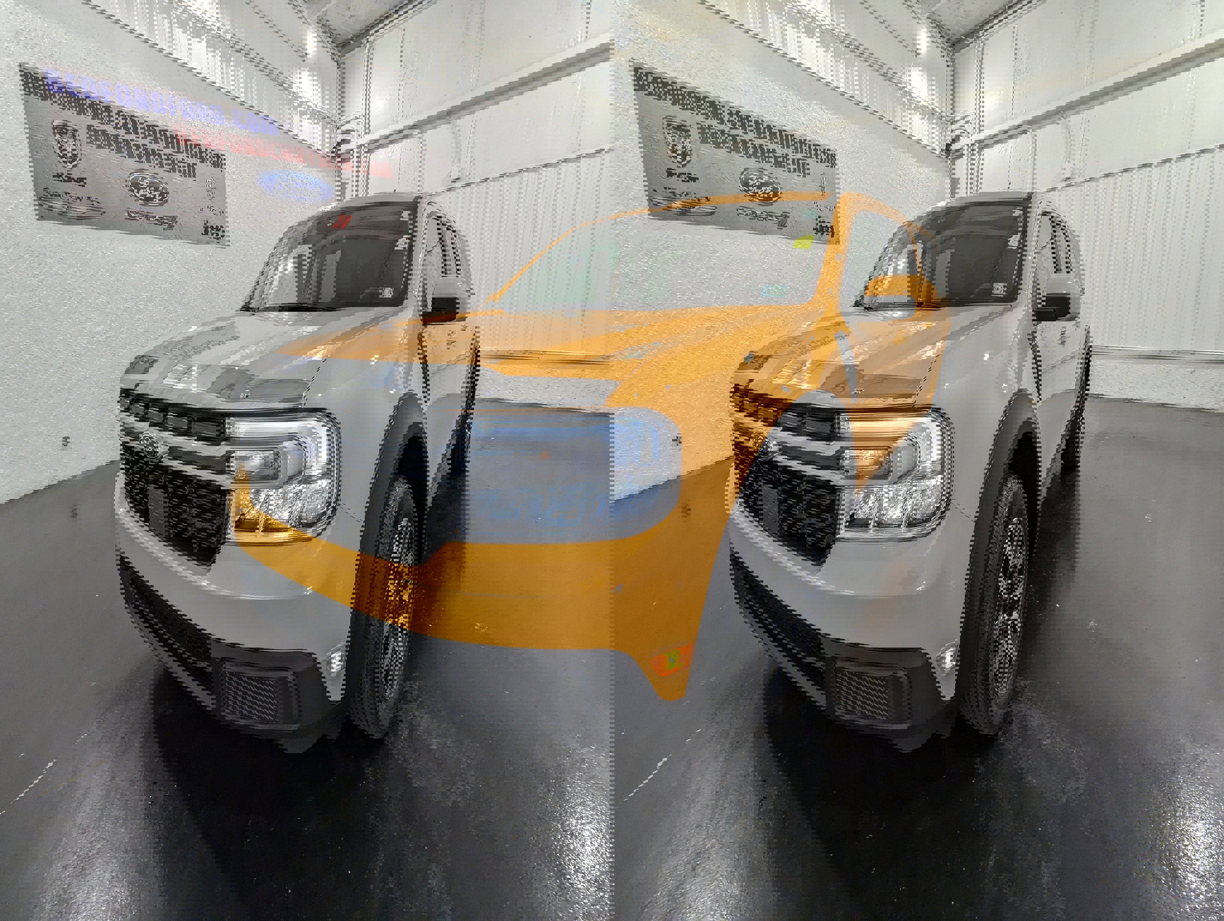 Used 2023 Ford Maverick Lariat w/ Lariat Luxury Package image 3