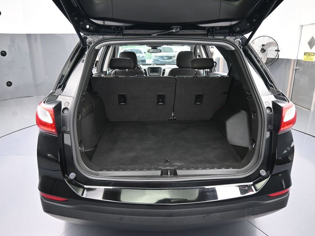 Used 2020 Chevrolet Equinox LS image 31