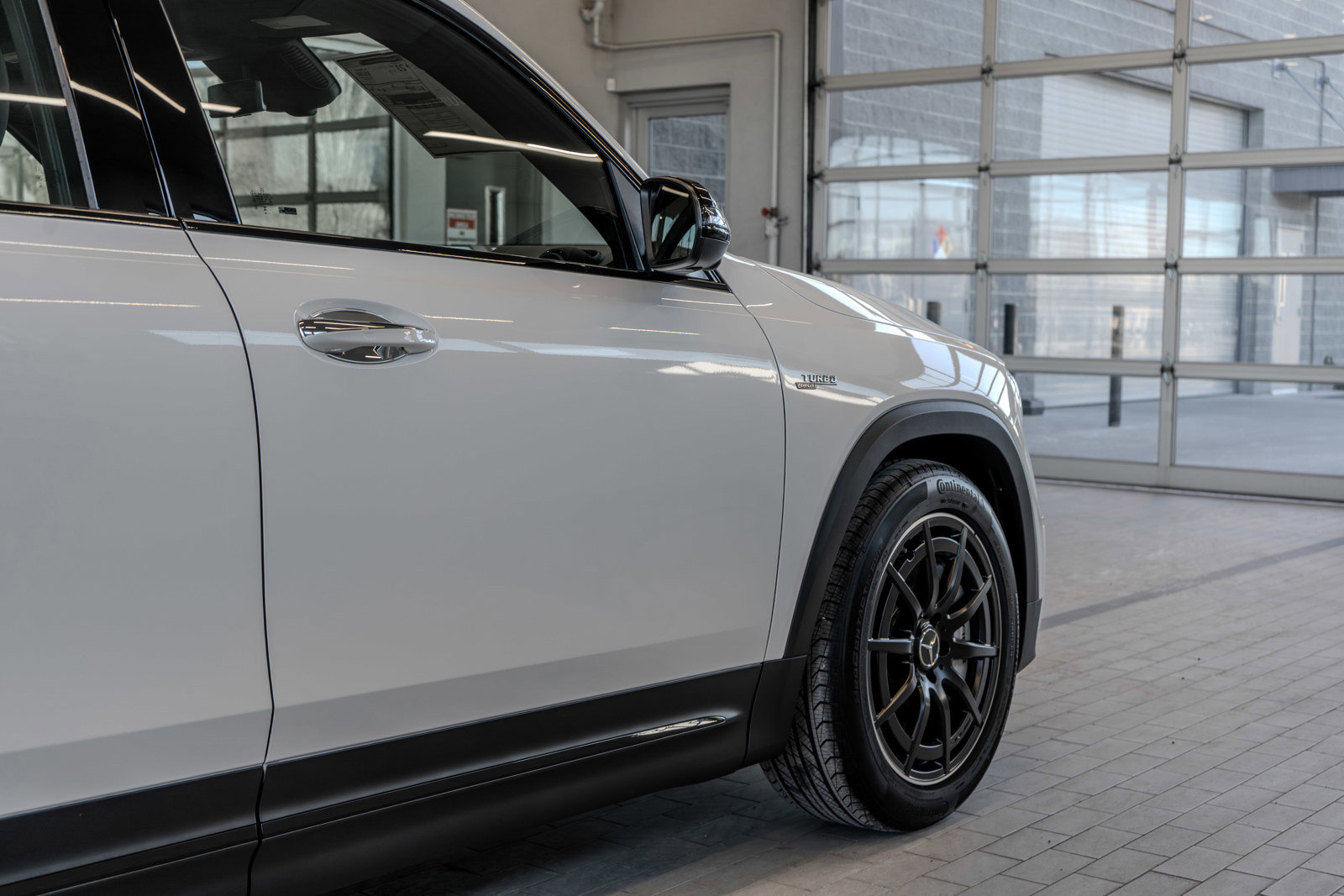 New 2026 Mercedes-Benz GLB 35 AMG 4MATIC image 32