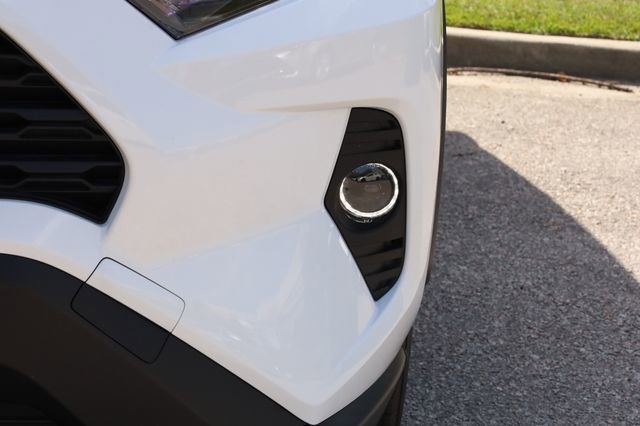 Used 2025 Toyota RAV4 XLE image 15