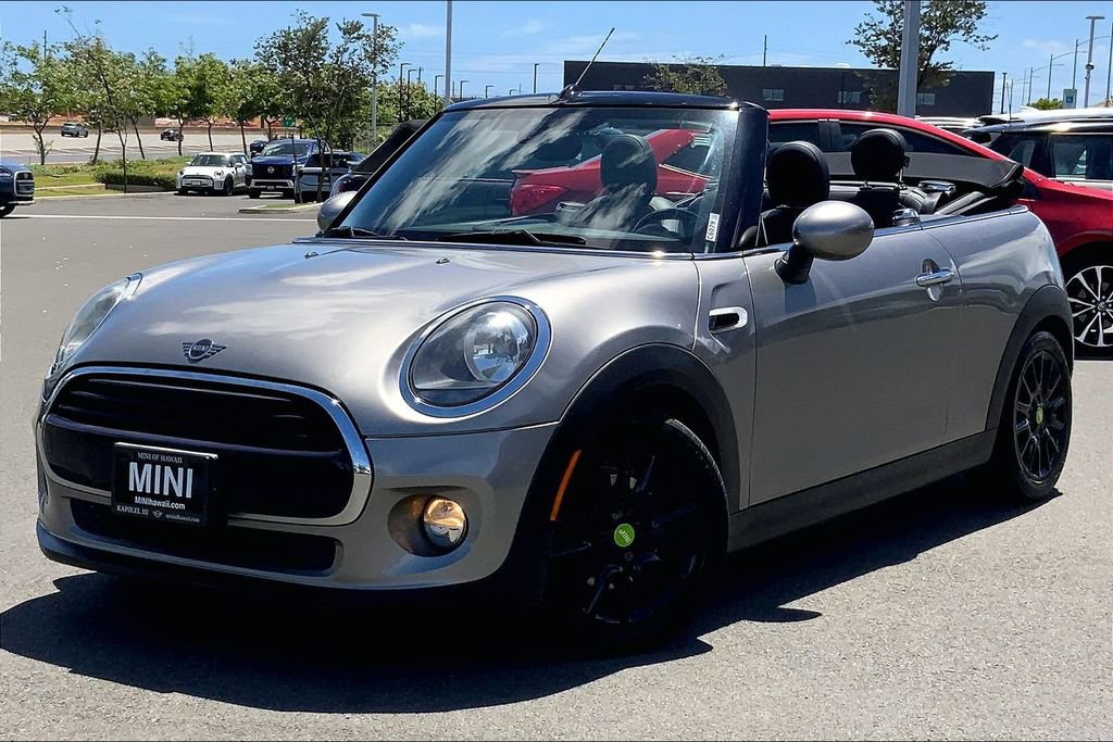 Used 2019 MINI Cooper Convertible FWD image 2