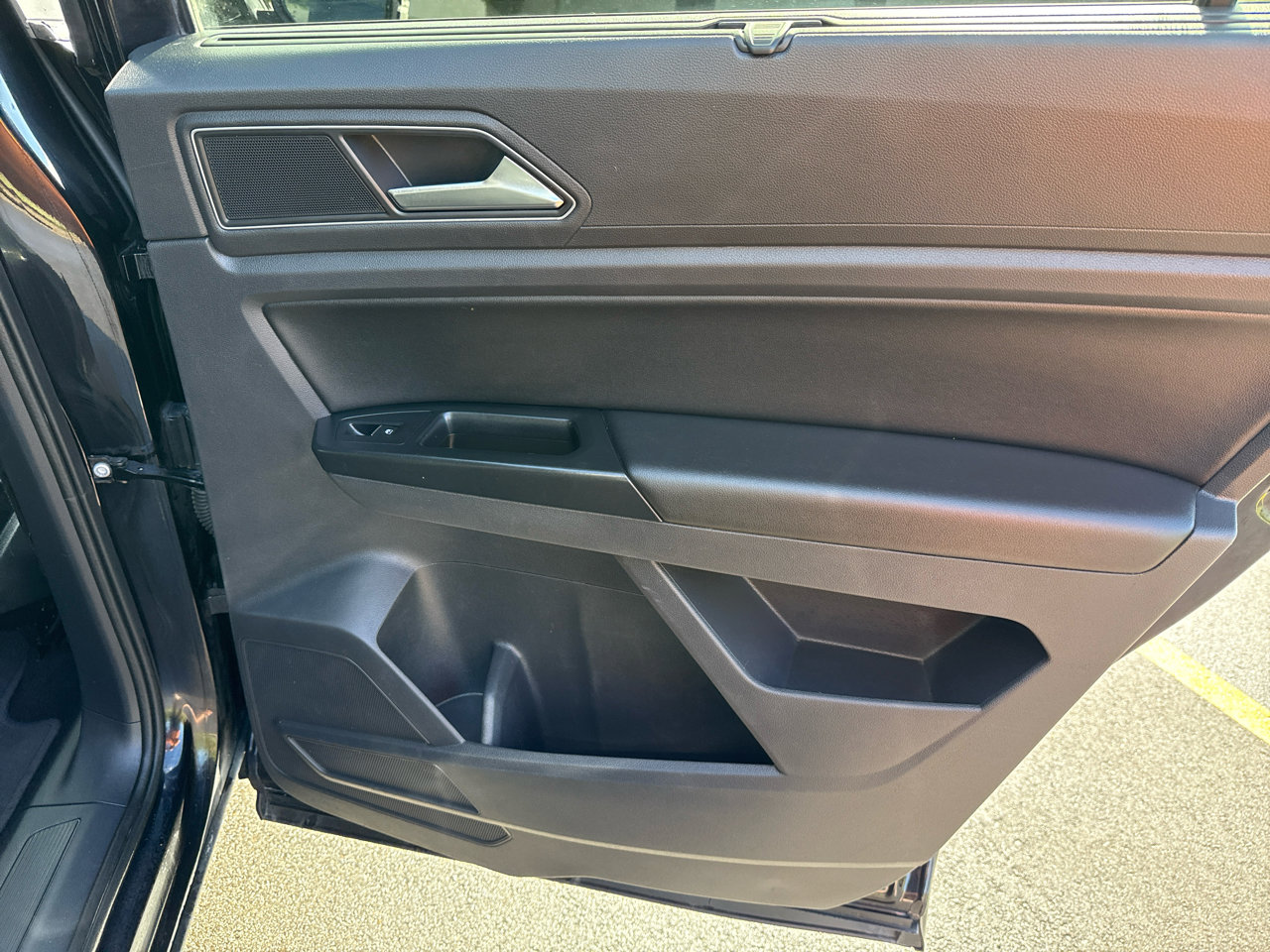 Used 2019 Volkswagen Atlas SEL R-Line image 26