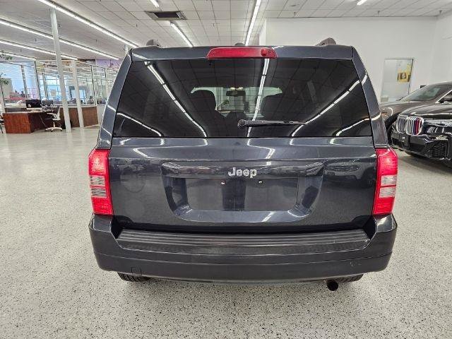 Used 2016 Jeep Patriot Sport w/ Power Value Group FWD image 6