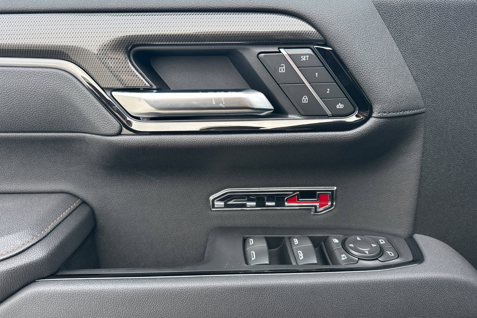 New 2025 GMC Sierra 1500 AT4 w/ AT4 Premium Package image 12