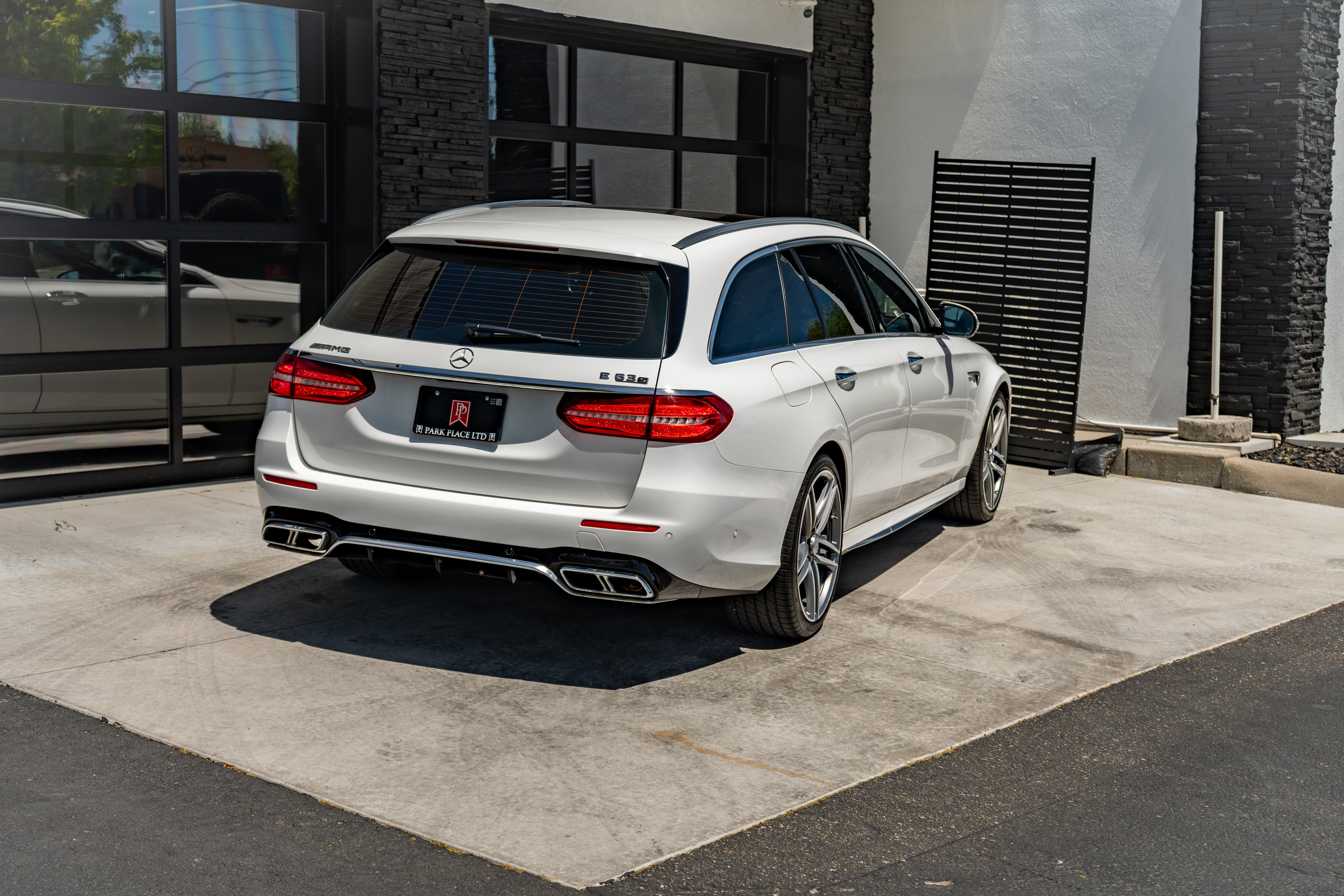 Used 2018 Mercedes-Benz E 63 AMG S image 12
