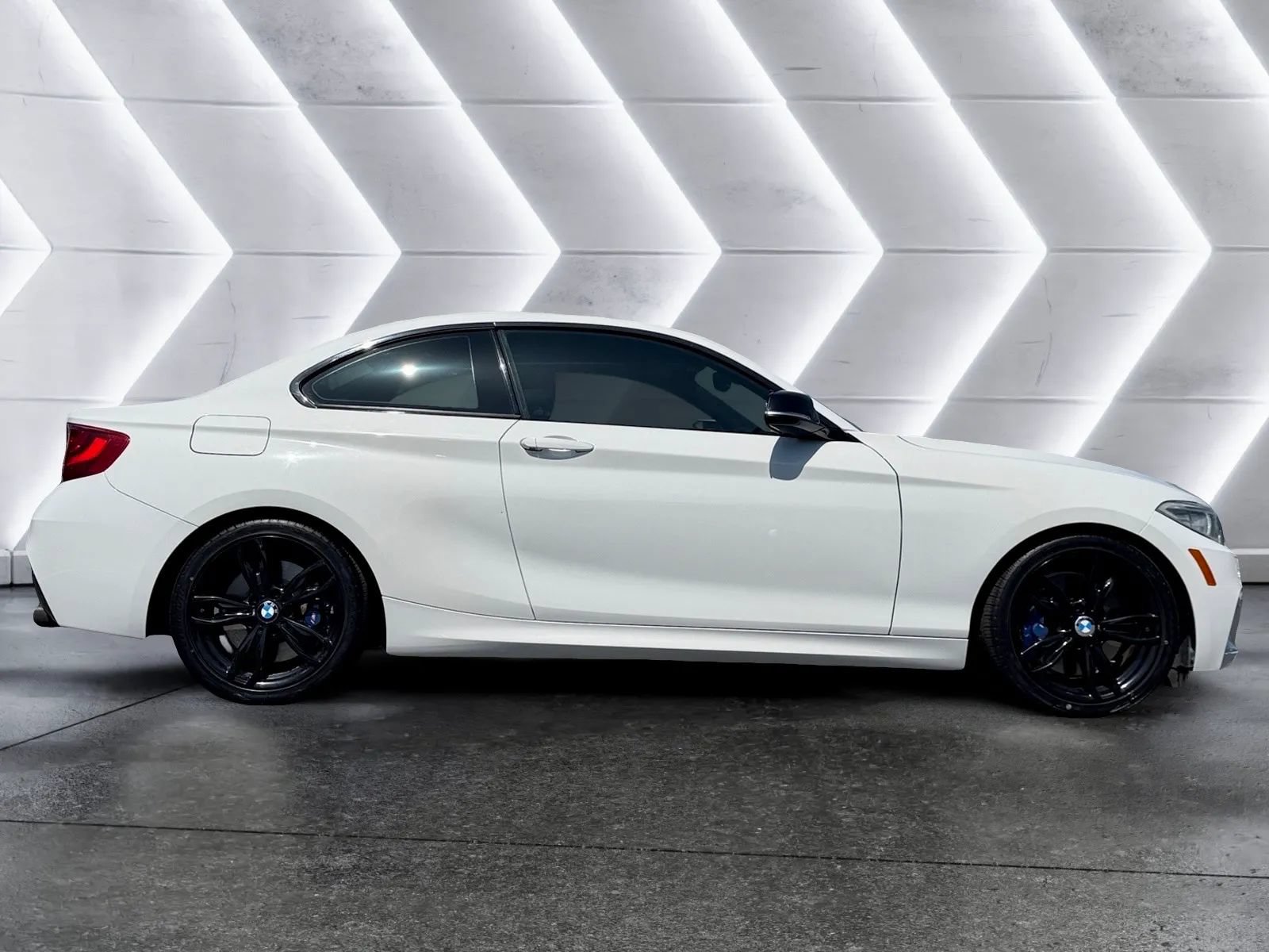 Used 2015 BMW M235i xDrive Coupe AWD/4WD image 6