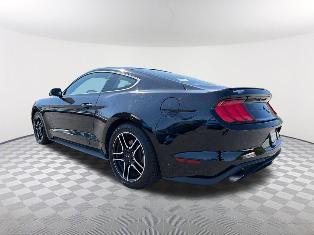 Used 2018 Ford Mustang Premium w/ Equipment Group 201A RWD image 7