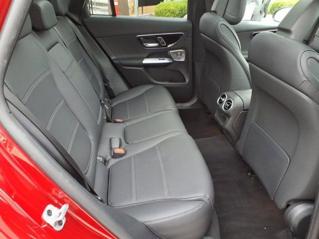 Certified 2025 Mercedes-Benz GLC 300 image 20