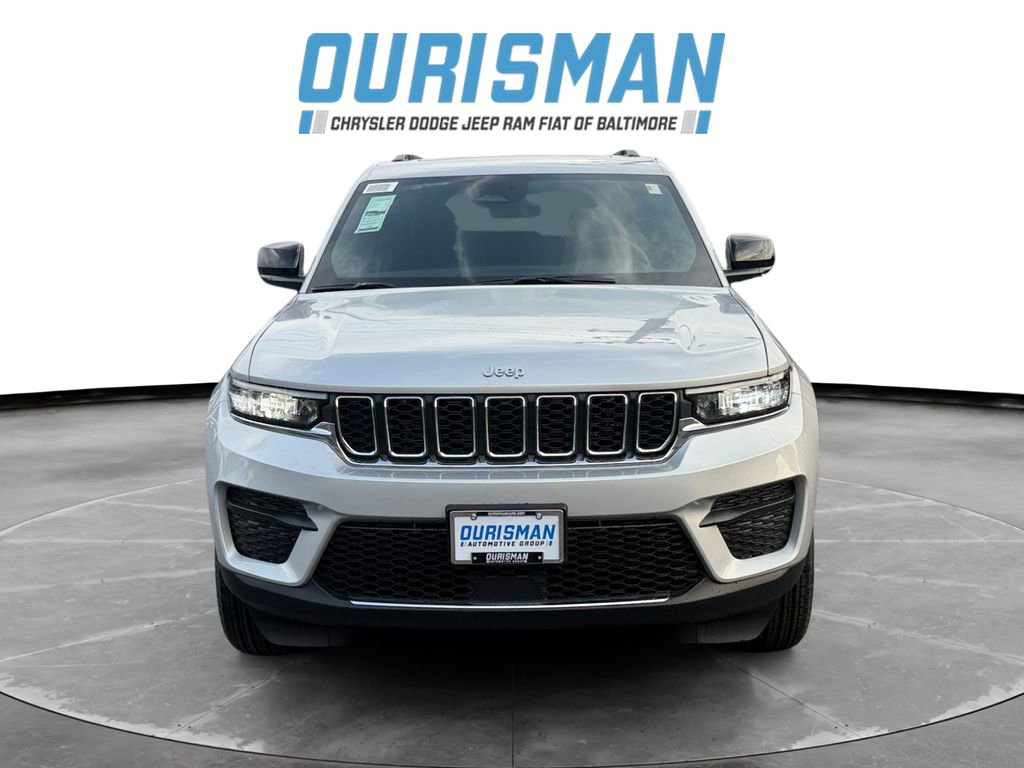 New 2026 Jeep Grand Cherokee Laredo image 8