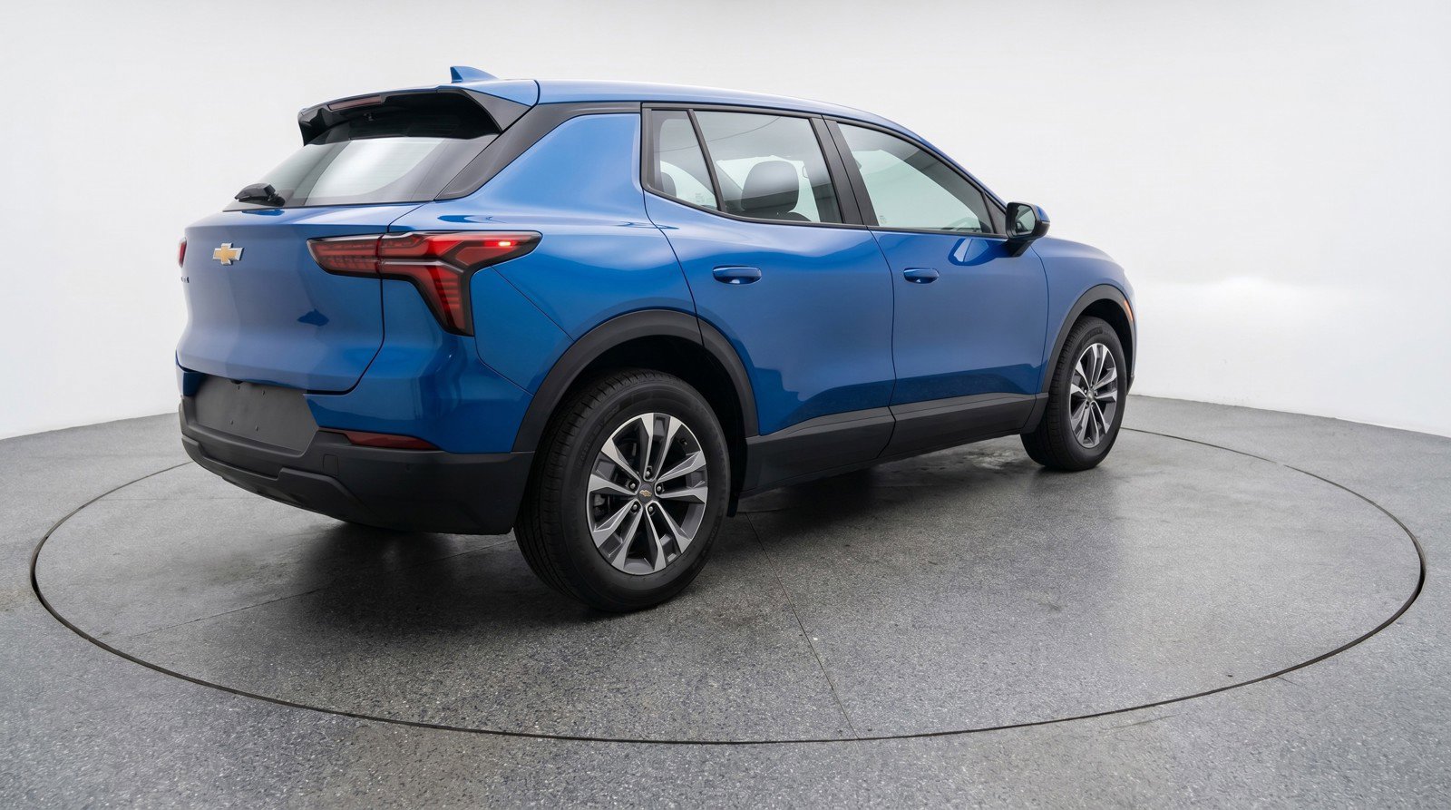 Used 2025 Chevrolet Equinox LT FWD image 9