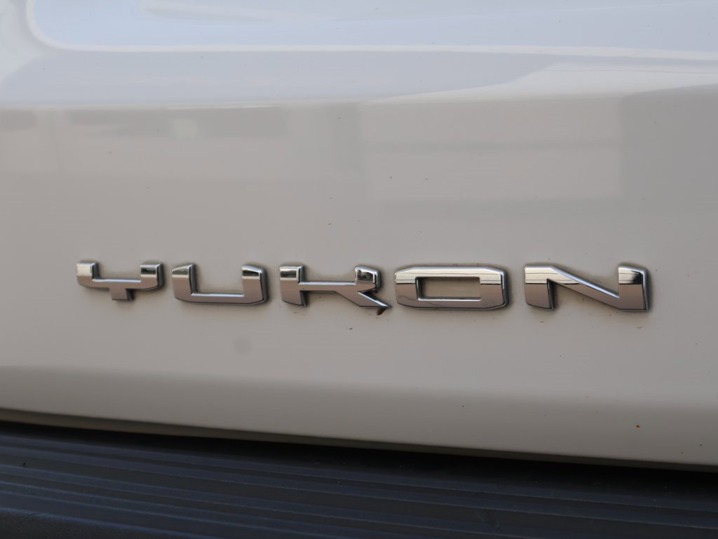 Used 2022 GMC Yukon SLT w/ SLT Luxury Package image 23