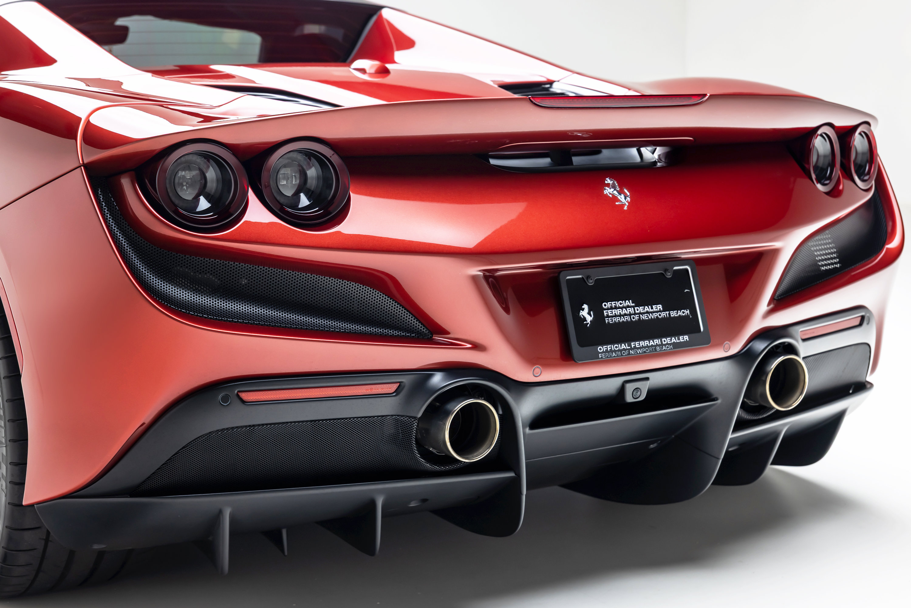 Certified 2022 Ferrari F8 Tributo RWD image 31