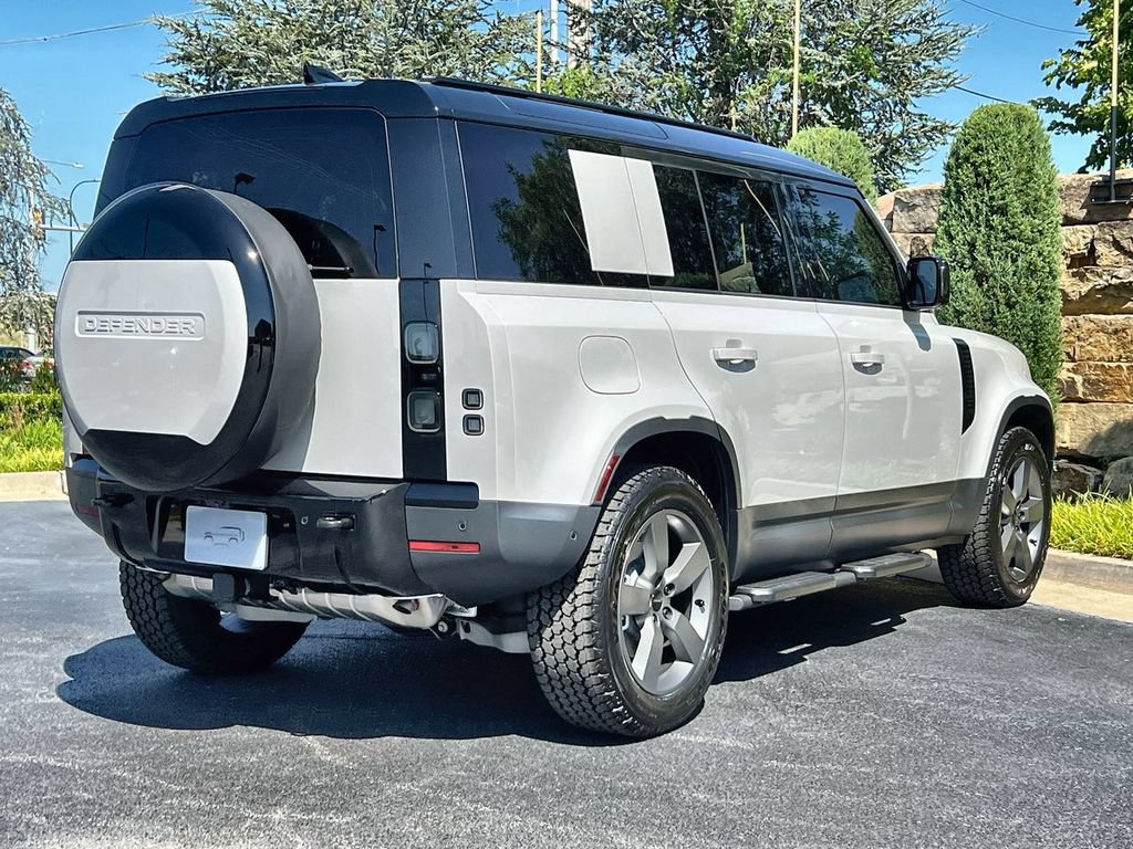 New 2026 Land Rover Defender 110 S AWD/4WD image 5