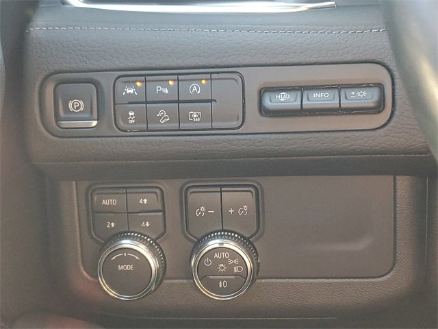 Used 2024 GMC Yukon XL Denali image 24