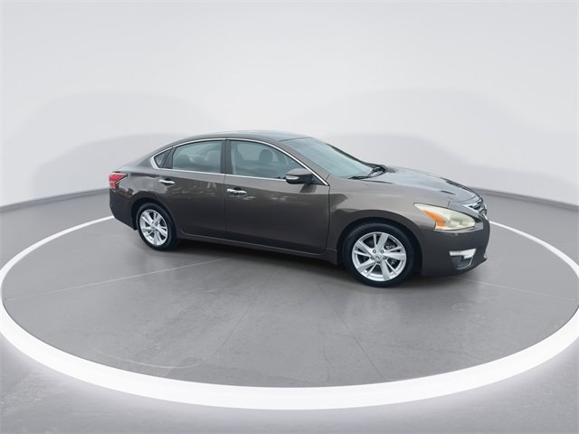 Used 2015 Nissan Altima 2.5 SV w/ Convenience Package image 2
