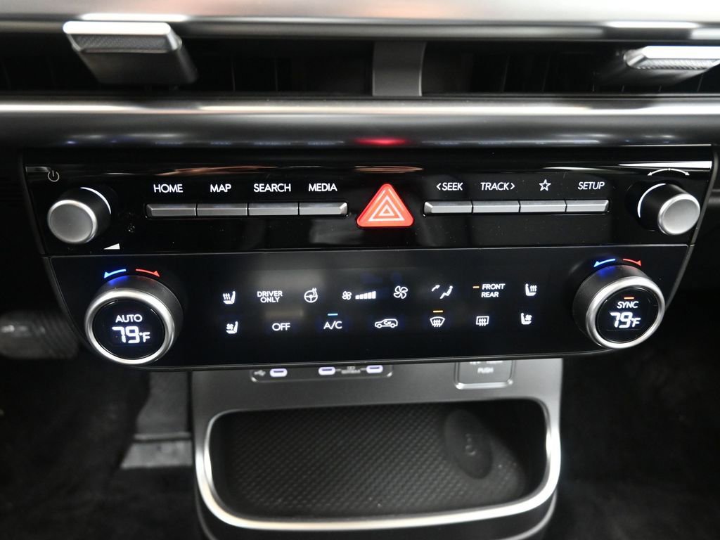 Used 2026 Hyundai Ioniq 9 SEL image 33