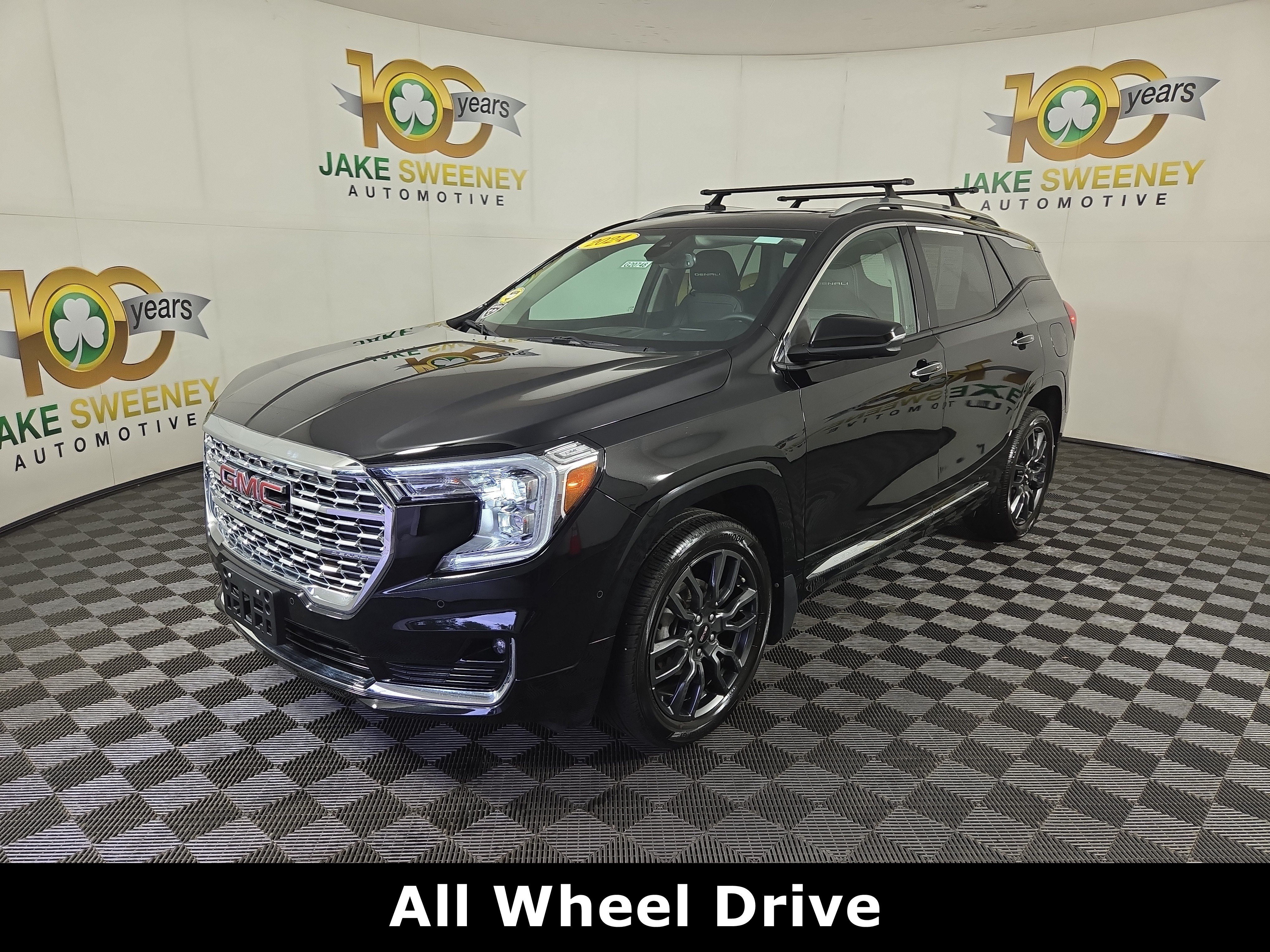 Certified 2024 GMC Terrain Denali w/ Black Diamond Edition AWD/4WD image 3