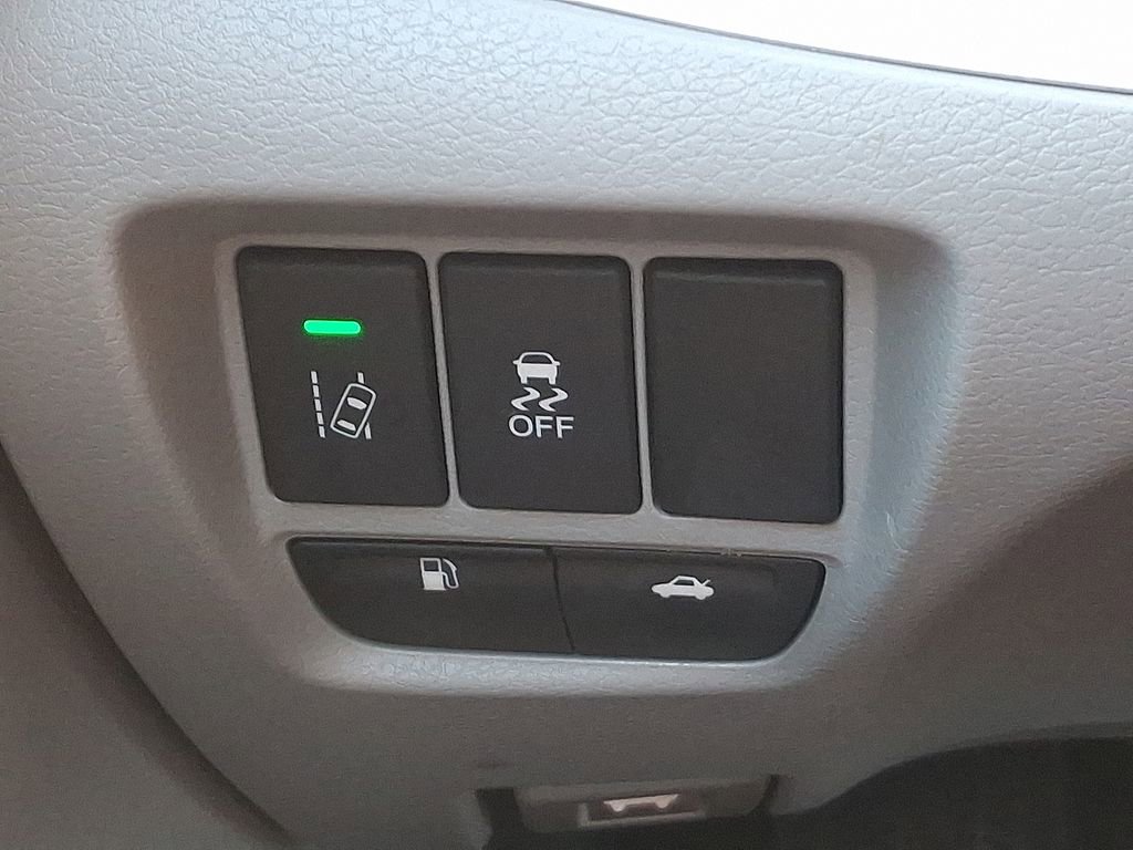 Certified 2017 Acura TLX w/ Technology Package FWD image 25