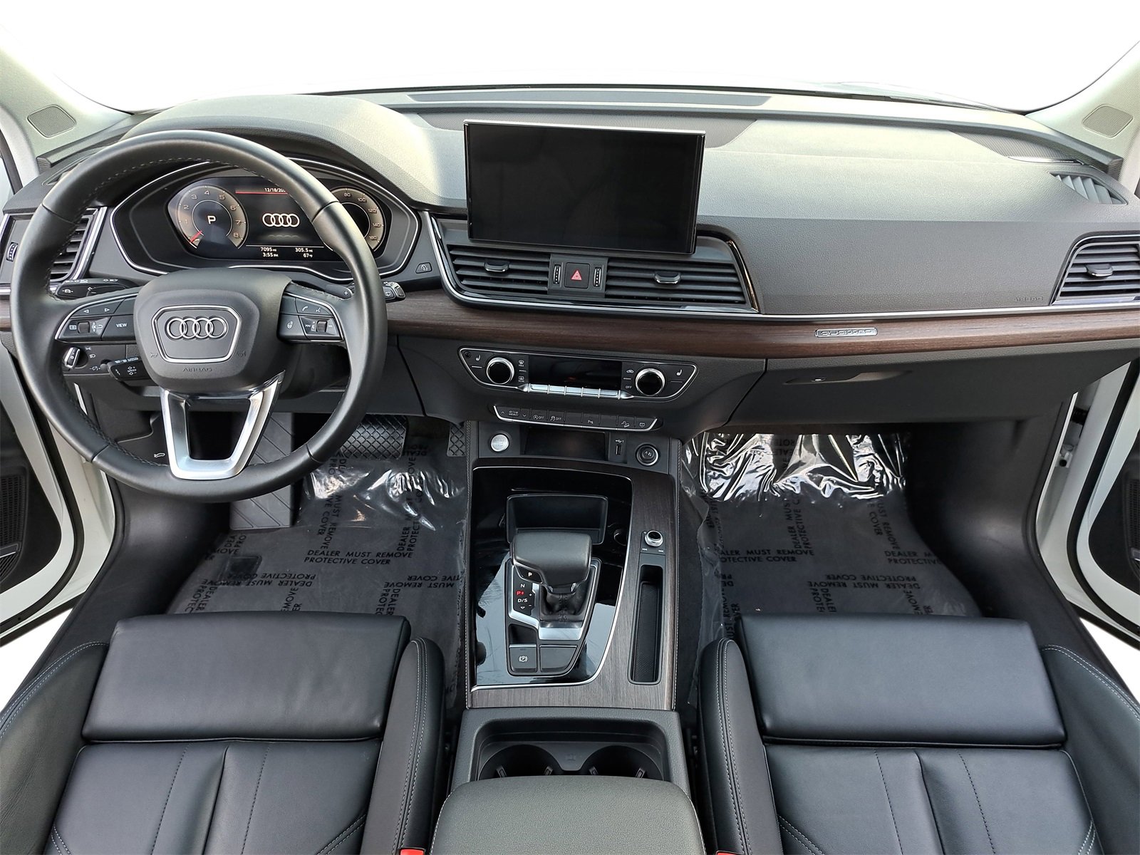 Used 2024 Audi Q5 2.0T Premium Plus w/ Premium Plus Package image 9