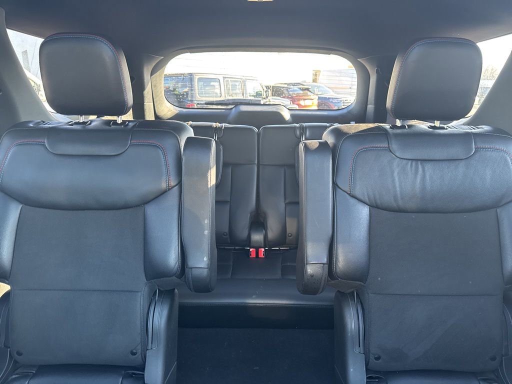 Used 2023 Ford Explorer ST w/ Equipment Group 401A image 7