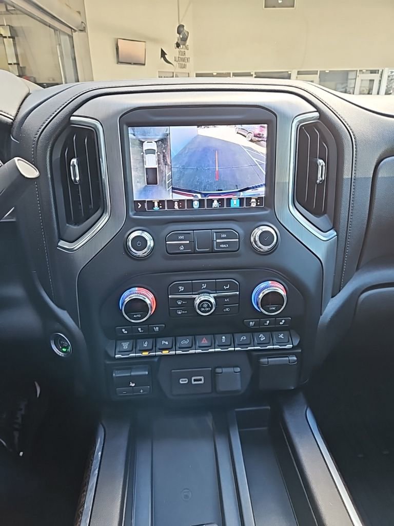 Used 2022 GMC Sierra 3500 Denali w/ Denali Ultimate Package image 33