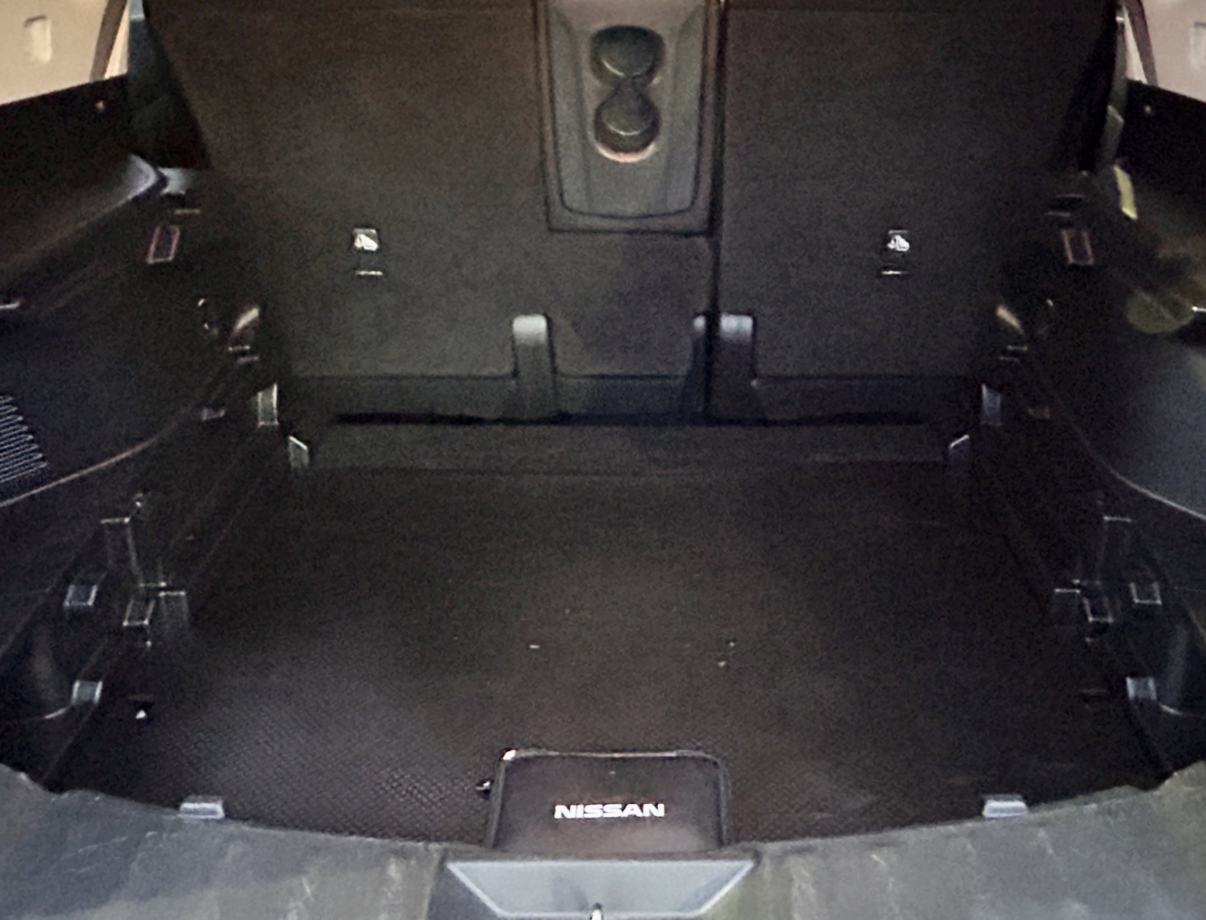 Used 2020 Nissan Rogue SV image 9