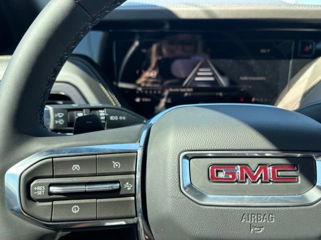 New 2026 GMC Yukon XL Elevation w/ LPO, Floor Liner Package AWD/4WD image 27