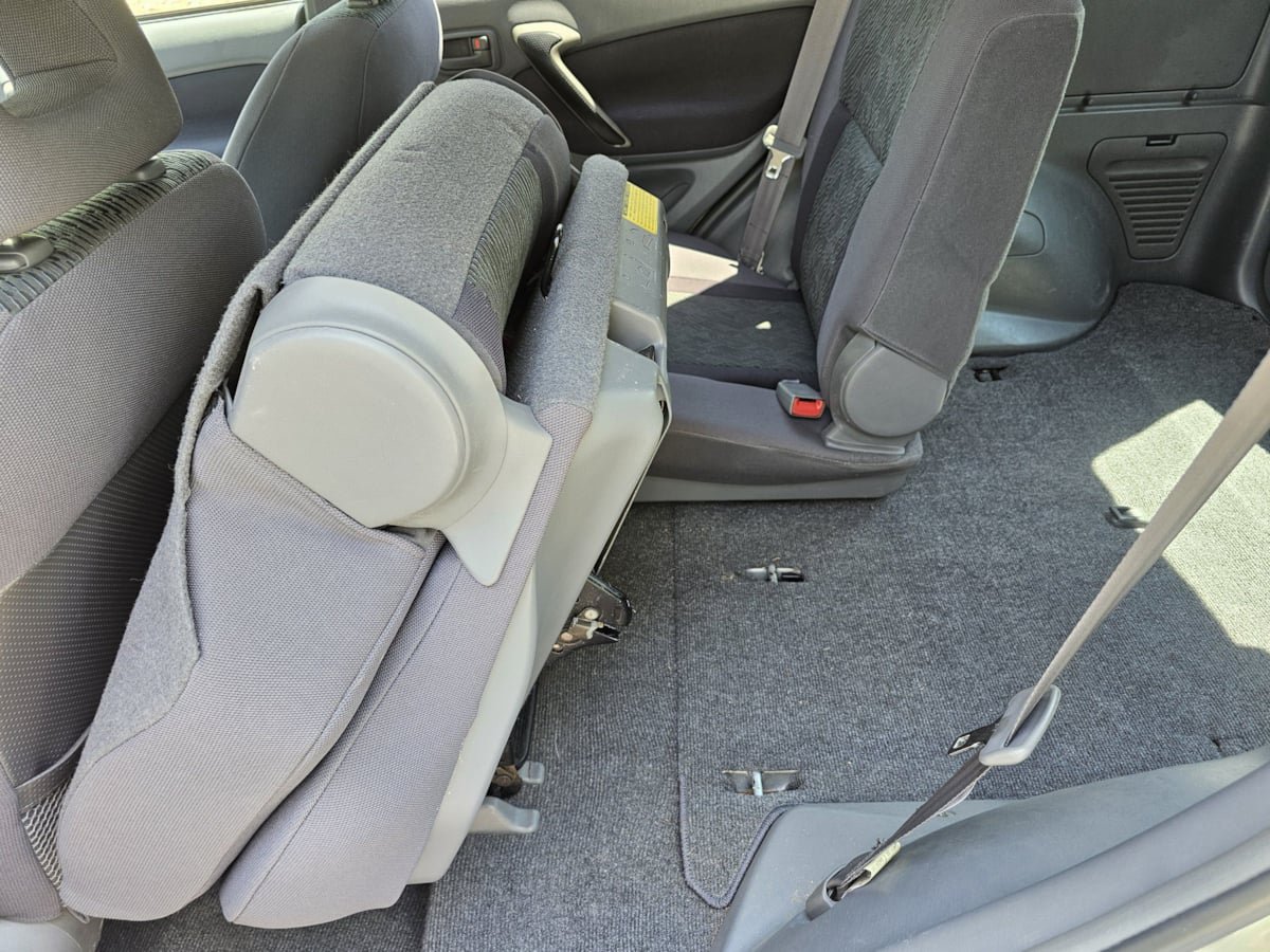 Used 2001 Toyota RAV4 2WD image 26