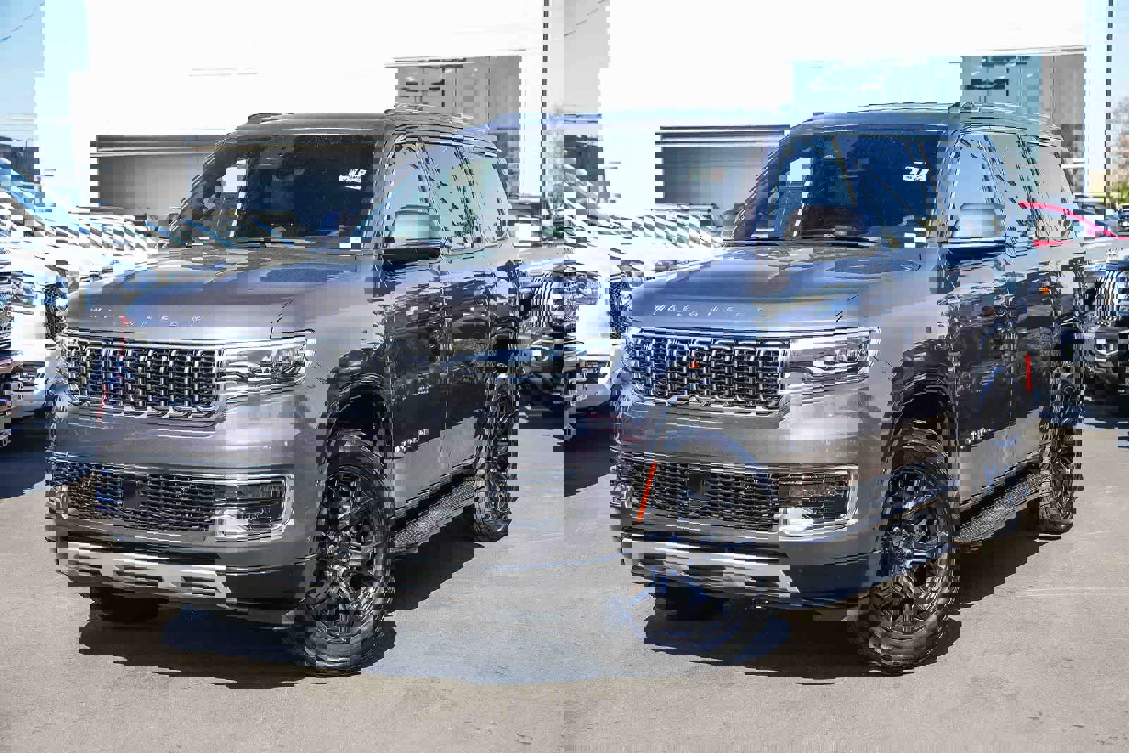 Used 2022 Jeep Wagoneer Series II image 1