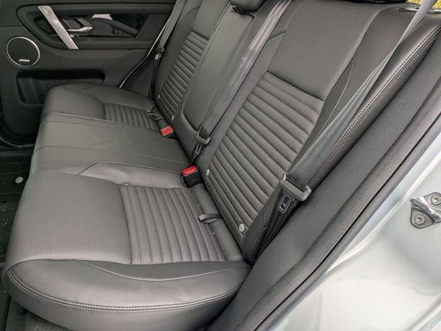 New 2025 Land Rover Discovery Sport S image 15