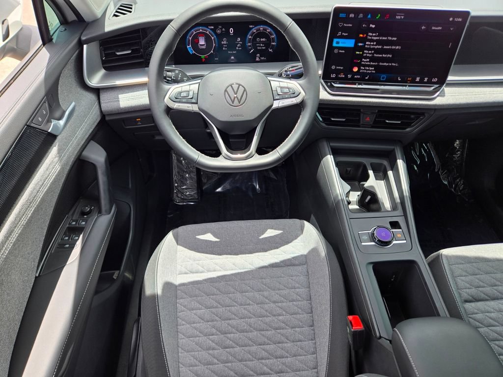 Certified 2025 Volkswagen Tiguan S FWD image 10