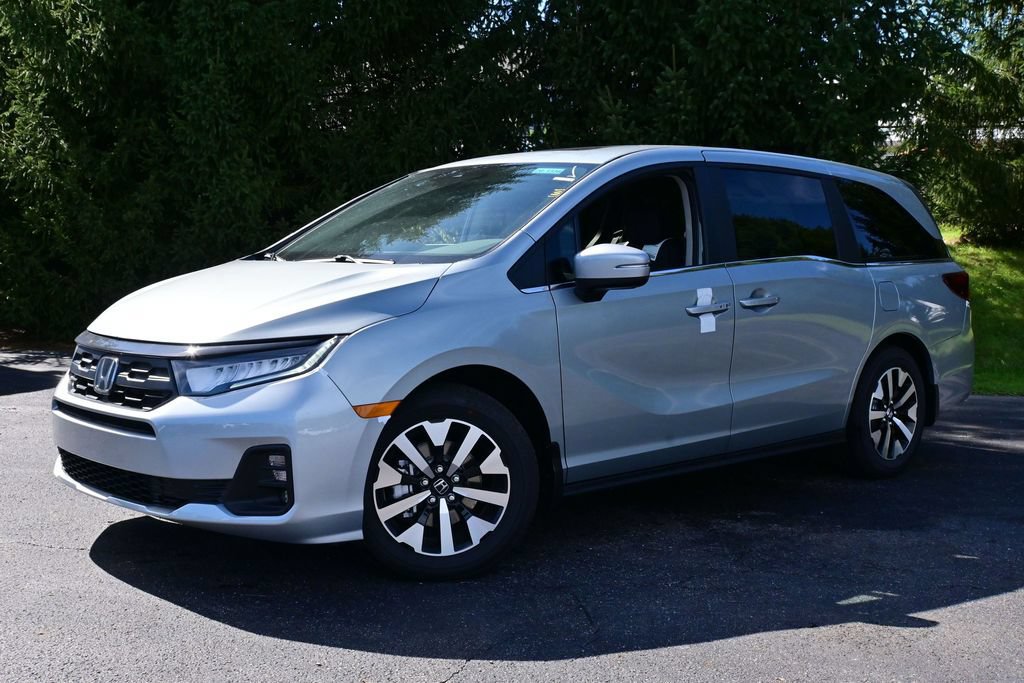 New 2026 Honda Odyssey EX-L image 2