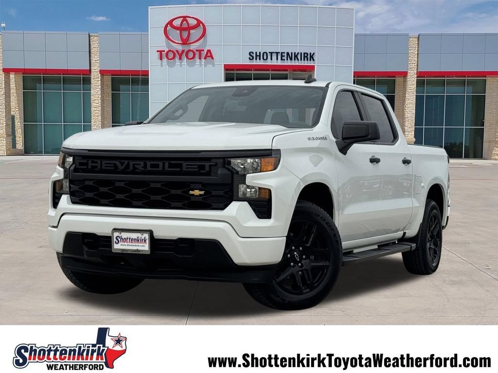 Used 2022 Chevrolet Silverado 1500 Custom RWD image 1